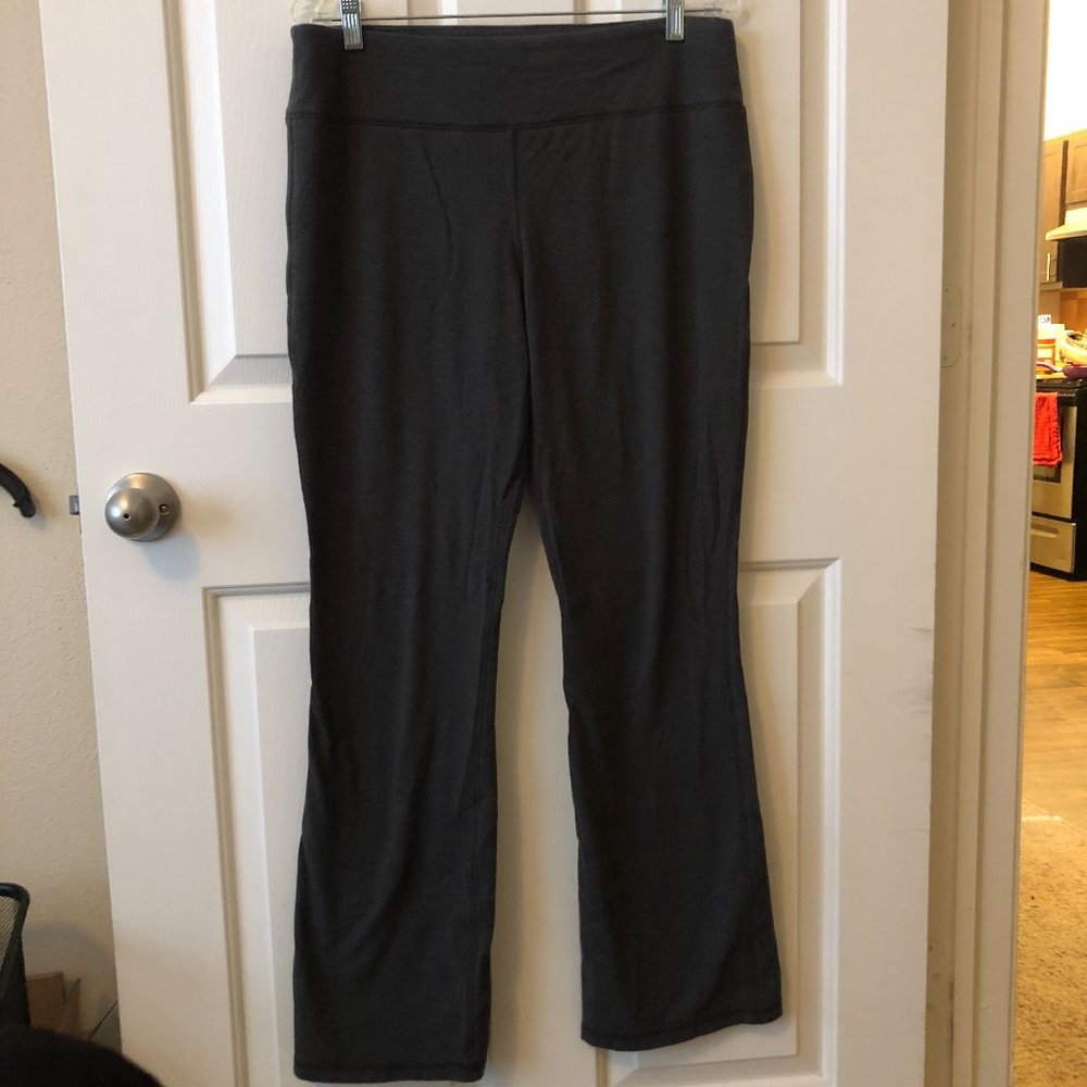 New York & Co. black yoga pants